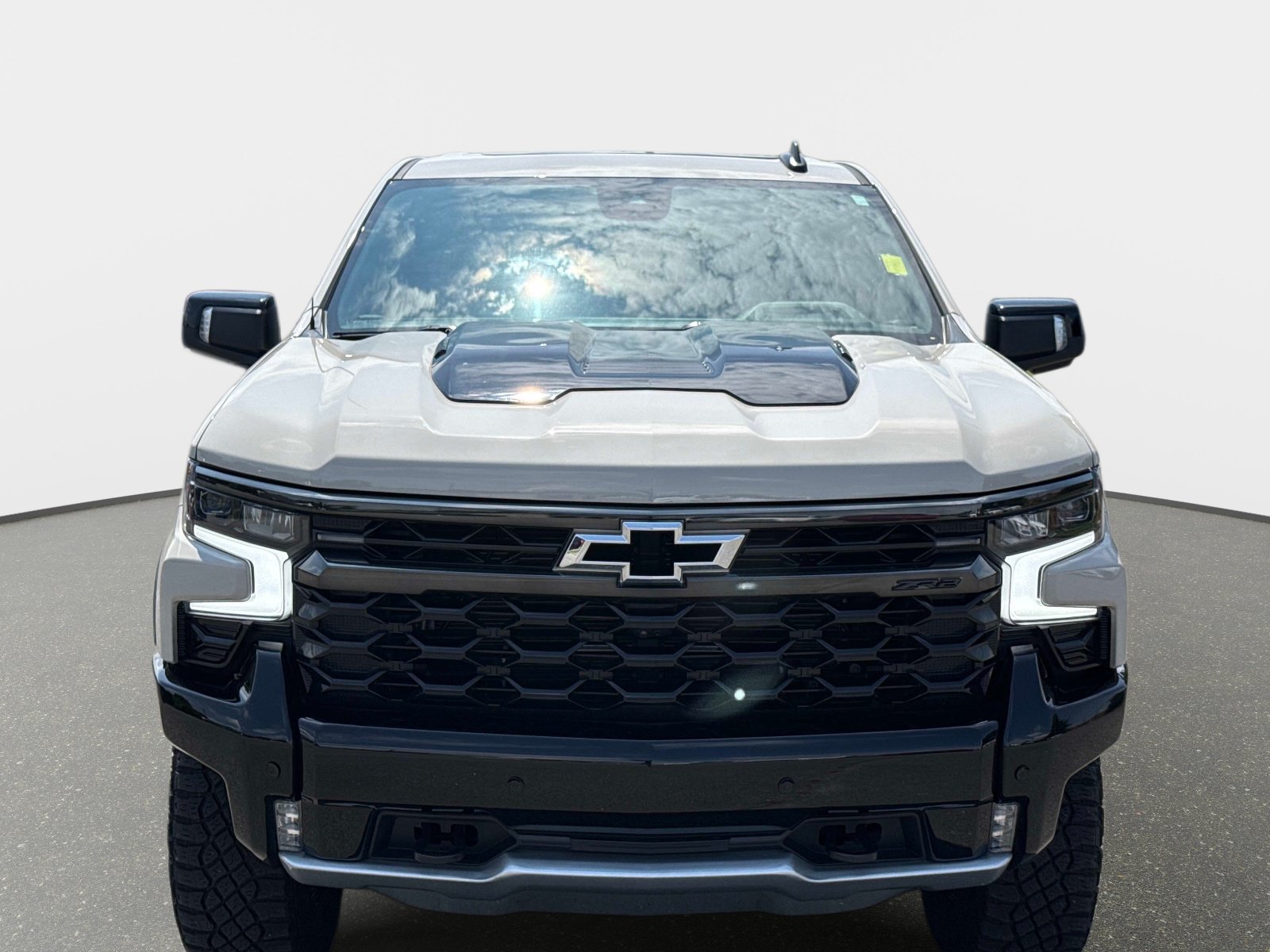 Used 2026 Chevrolet Silverado 1500 ZR2 w/ Dark Appearance Package AWD/4WD image 10