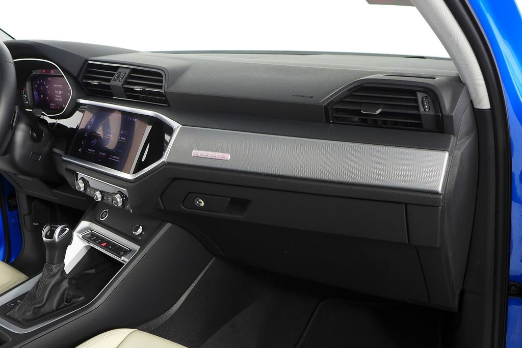 Used 2021 Audi Q3 2.0T Premium Plus image 14