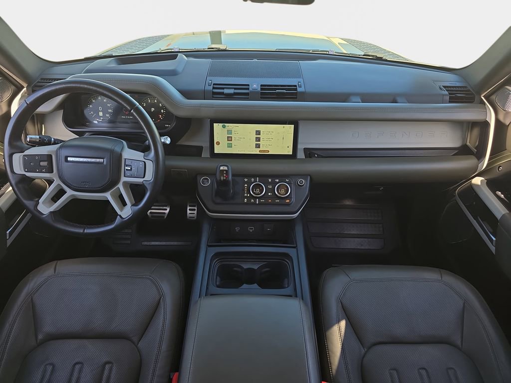 Certified 2020 Land Rover Defender 110 HSE AWD/4WD image 10