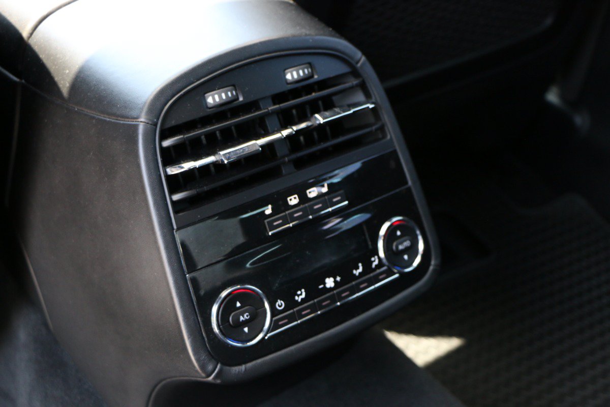 Used 2019 Maserati Quattroporte S GranSport Q4 AWD/4WD image 36