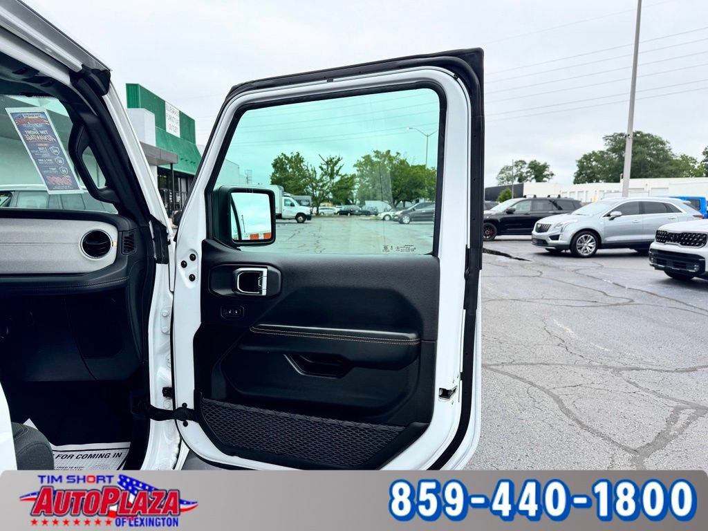 Used 2026 Jeep Wrangler Unlimited Sahara AWD/4WD image 49