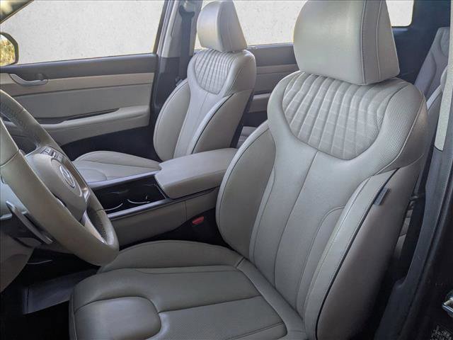 Used 2023 Hyundai Palisade Limited FWD image 17
