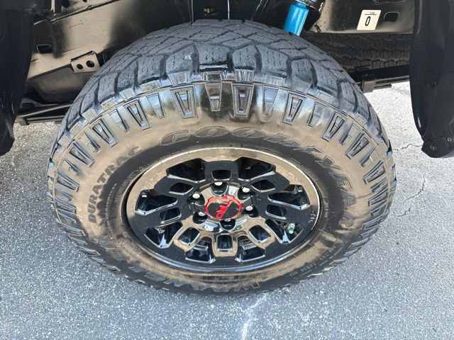 Used 2022 Toyota Tacoma TRD Off-Road w/ Technology Package RWD image 11