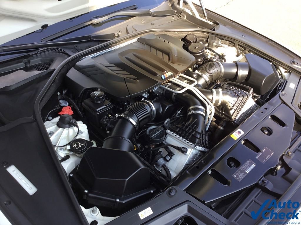 Used 2013 BMW M5 RWD image 36