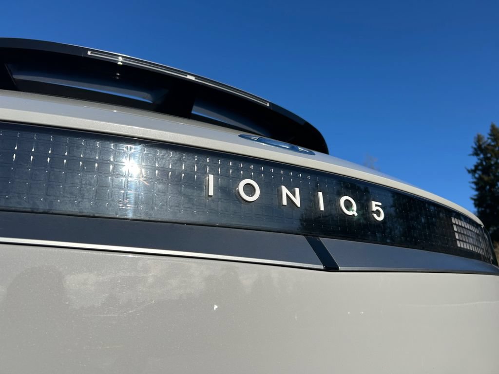 Used 2024 Hyundai Ioniq 5 SEL AWD/4WD image 32