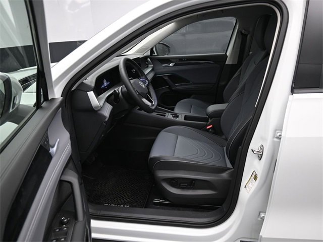 New 2026 Volkswagen Tiguan SE image 9