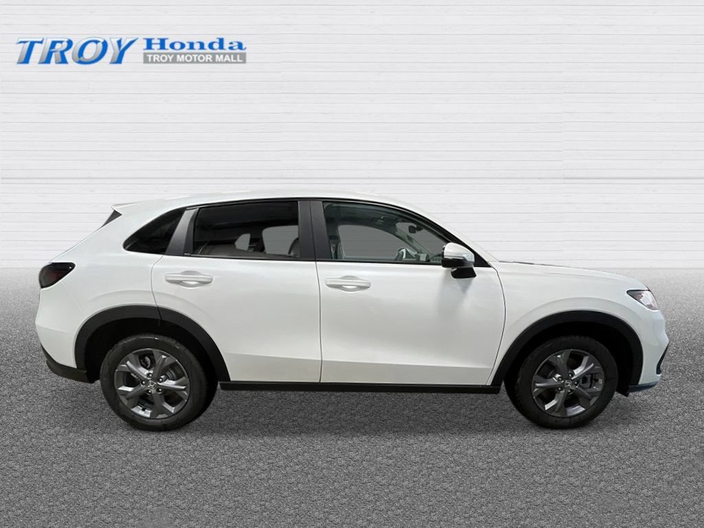 New 2027 Honda HR-V LX image 7