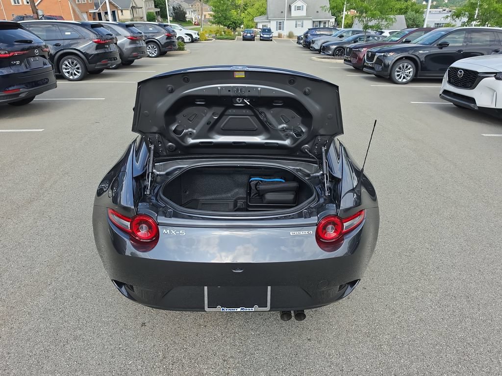 New 2026 MAZDA MX-5 Miata RF Grand Touring w/ Weather Package RWD image 16