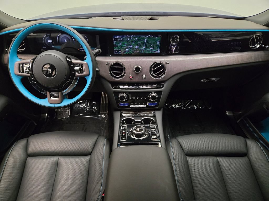 Certified 2025 Rolls-Royce Ghost AWD/4WD image 4