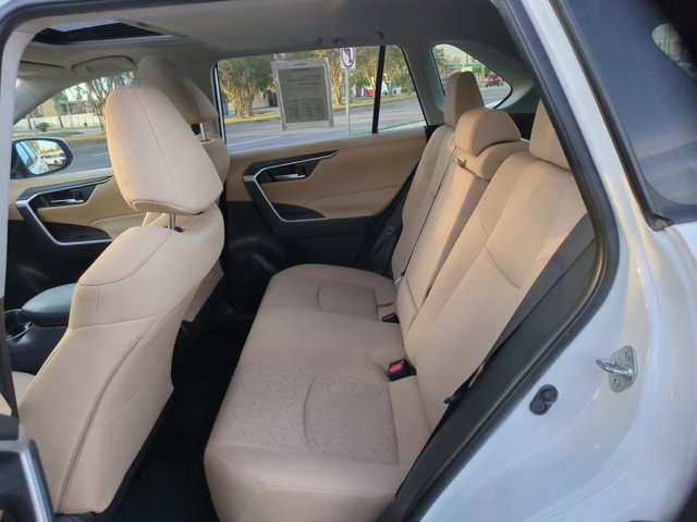 Used 2019 Toyota RAV4 XLE image 19