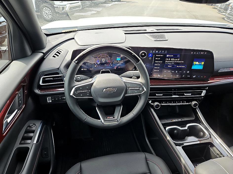New 2026 Chevrolet Traverse Z71 w/ Enhanced Driving Package AWD/4WD image 13