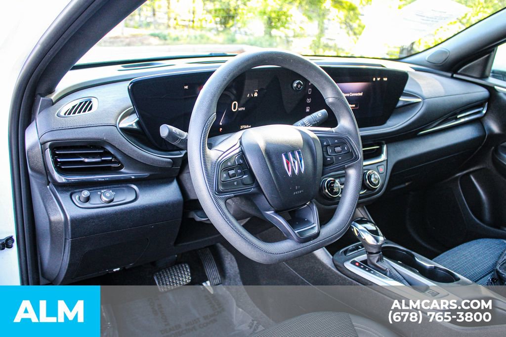 Used 2025 Buick Envista Preferred image 23