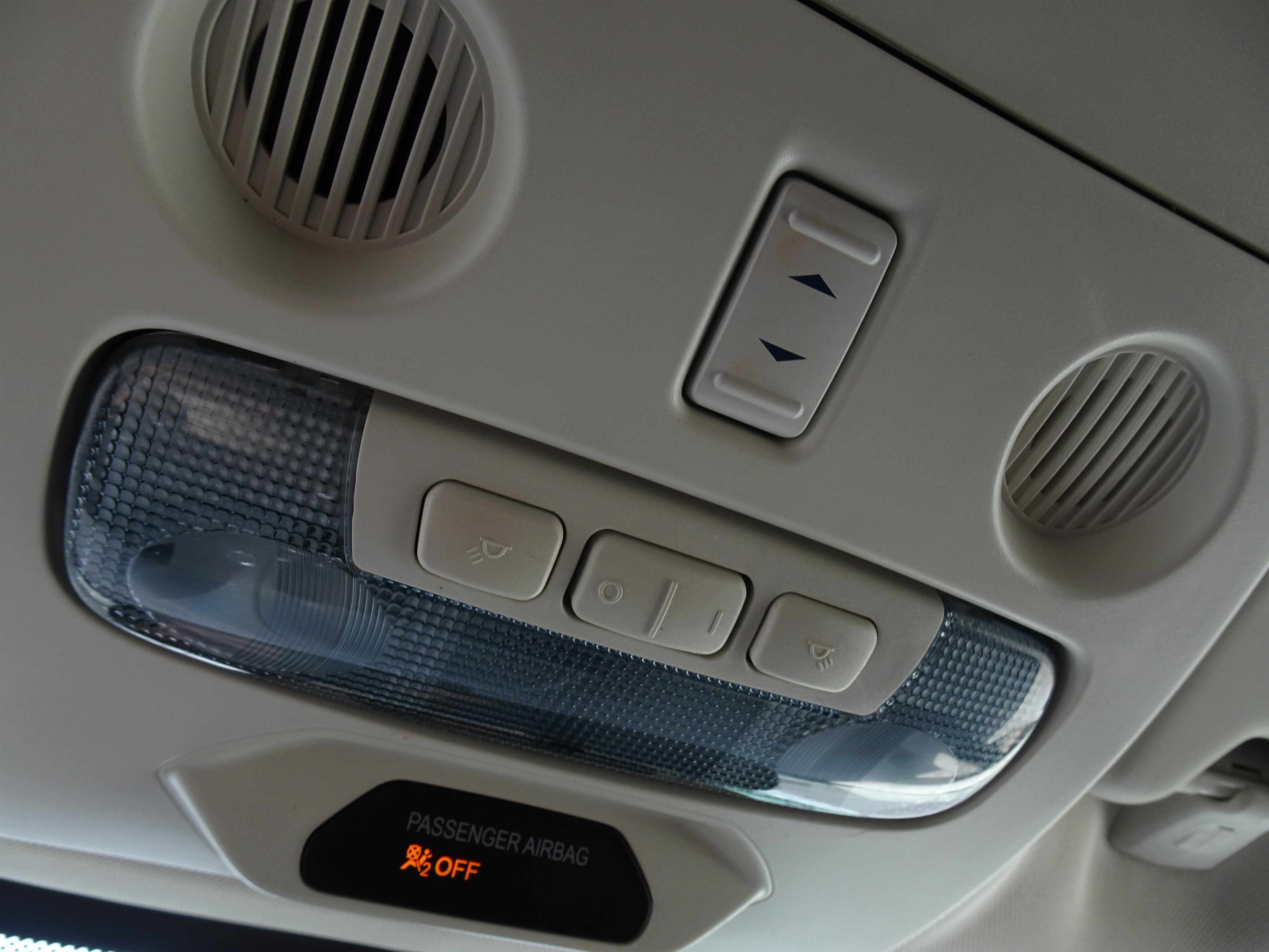 Used 2020 Ford EcoSport SE w/ SE Convenience Package FWD image 28