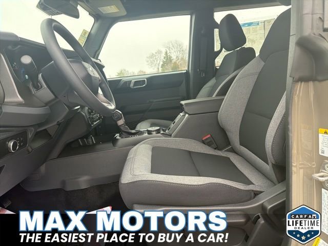 New 2025 Ford Bronco 4-Door image 22