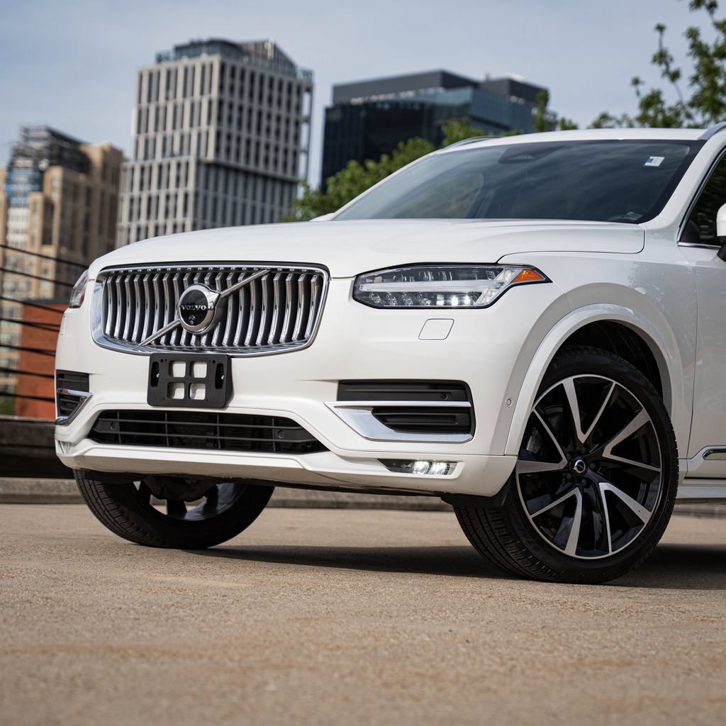 Certified 2024 Volvo XC90 B5 Plus w/ Protection Package Premier AWD/4WD image 2