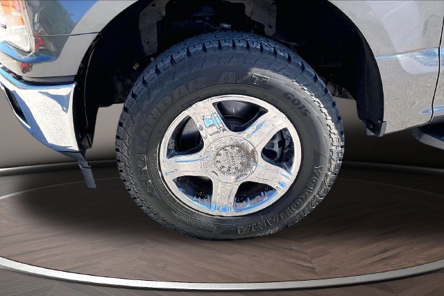 Used 2018 Ford F150 XLT w/ Equipment Group 301A Mid AWD/4WD image 8