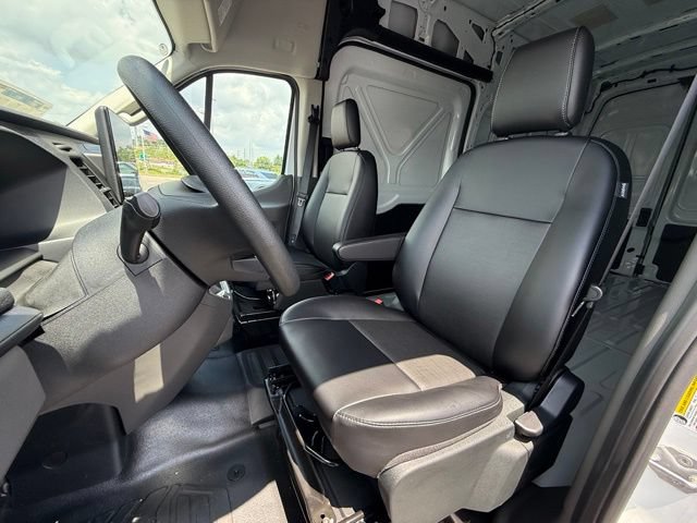 New 2026 Ford Transit 250 148 High Roof RWD image 12