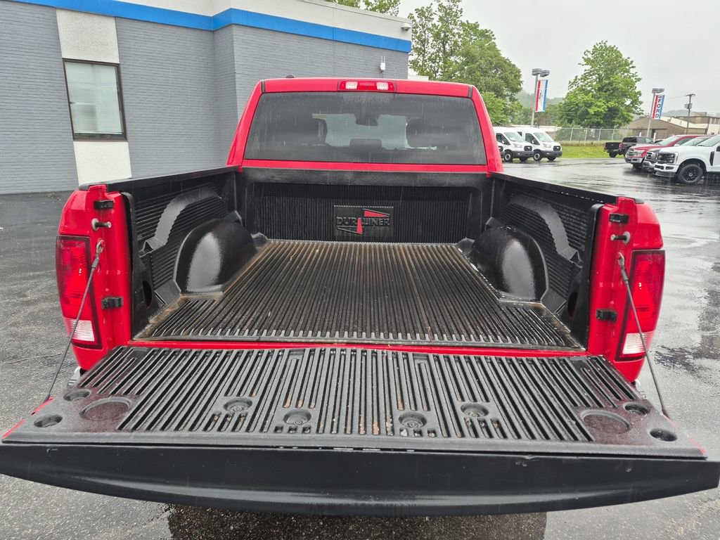 Used 2021 RAM 1500 Classic SLT AWD/4WD image 43