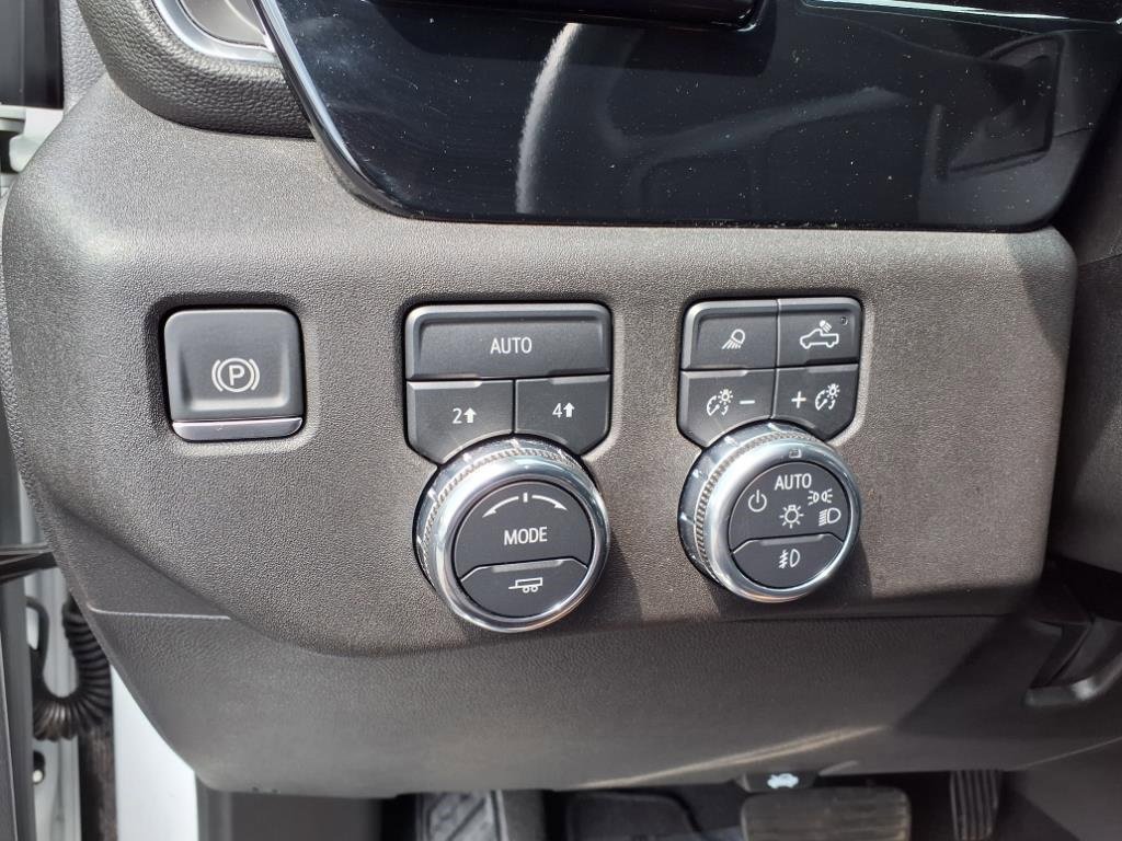 Used 2025 GMC Sierra 1500 SLT image 18