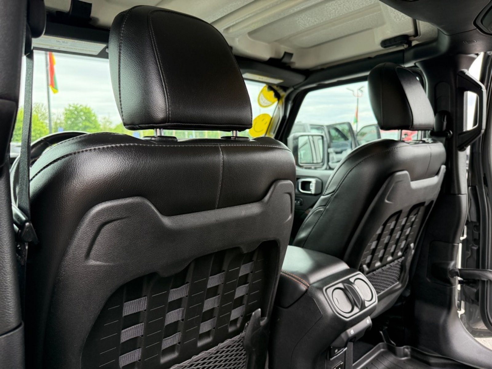 Used 2021 Jeep Gladiator Mojave w/ Uconnect 4C Nav & Sound Group AWD/4WD image 31