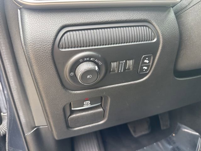 Used 2022 Jeep Wagoneer Series III image 12