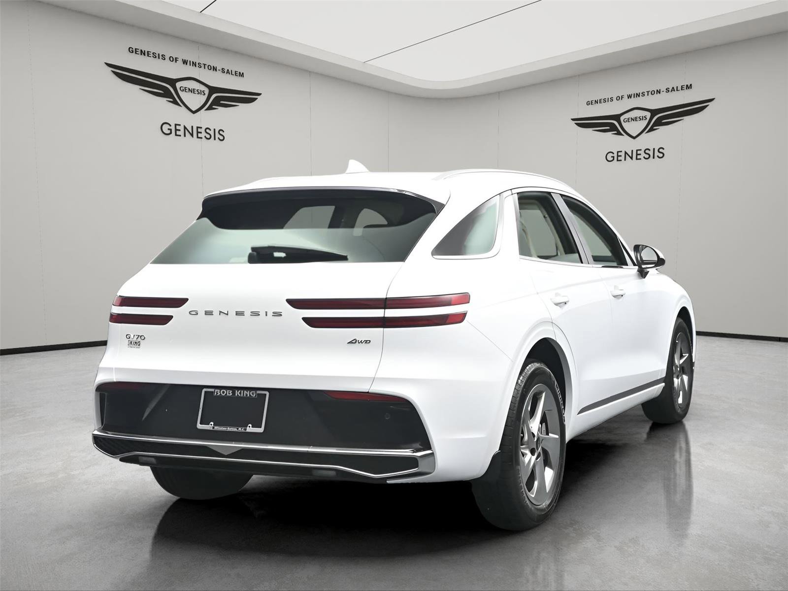 Used 2026 Genesis GV70 2.5T Select image 6