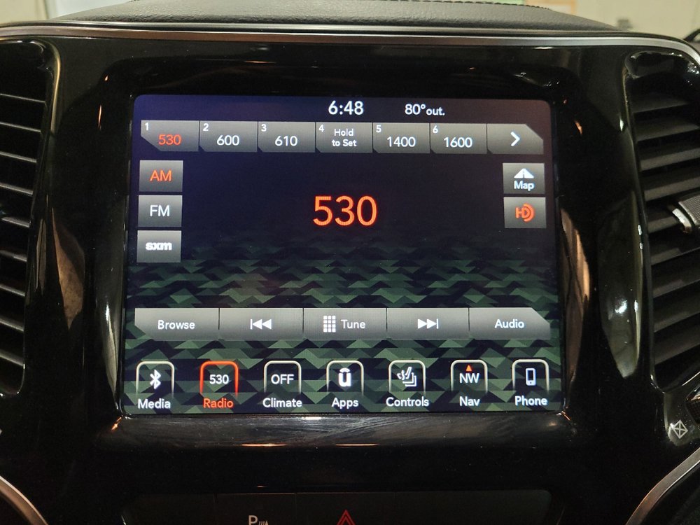 Used 2019 Jeep Cherokee Limited w/ Trailer Tow Group AWD/4WD image 25