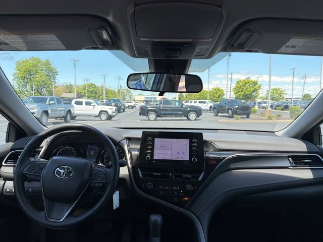 Used 2023 Toyota Camry SE FWD image 10