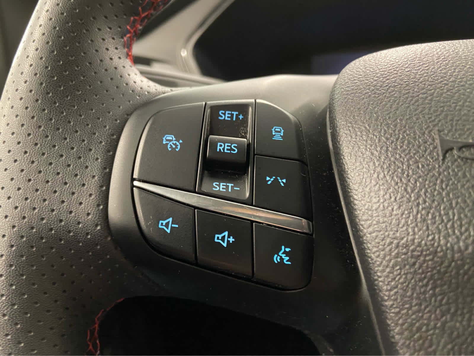 Used 2023 Ford Escape ST-Line w/ Tech Pack #1 image 23