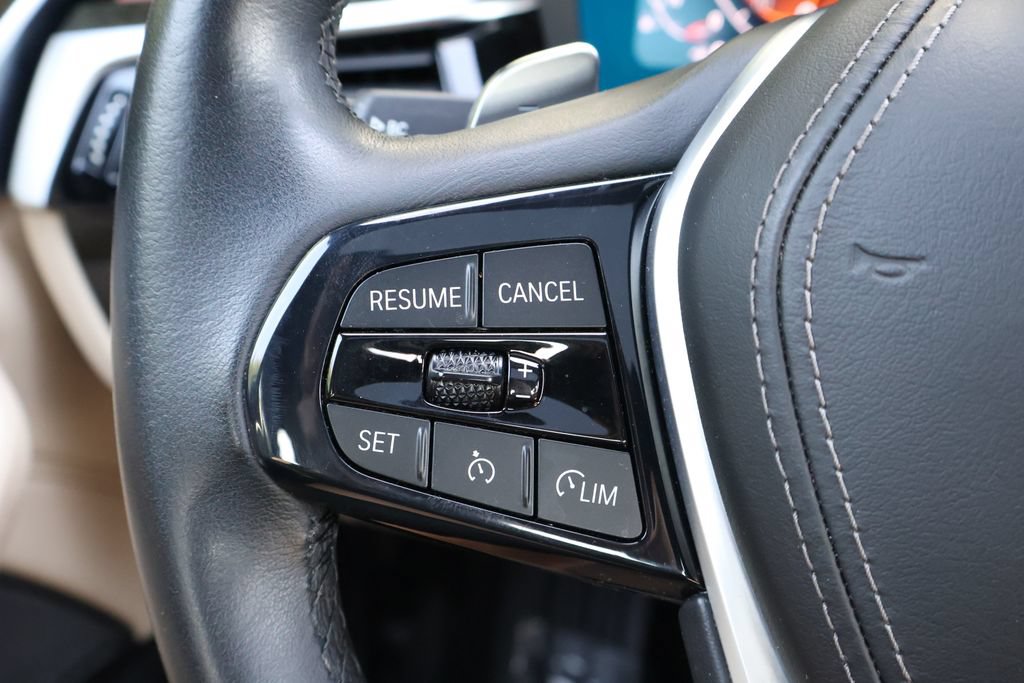 Used 2023 BMW 530i w/ Premium Package RWD image 30