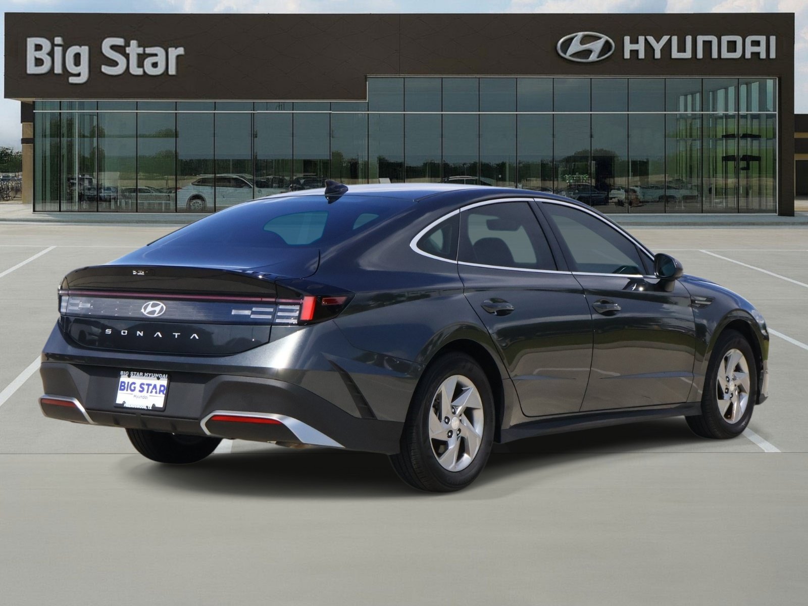 Certified 2026 Hyundai Sonata SE FWD image 4