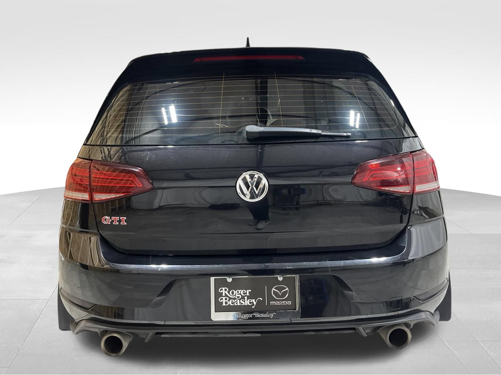 Used 2020 Volkswagen Golf 4-Door FWD image 6
