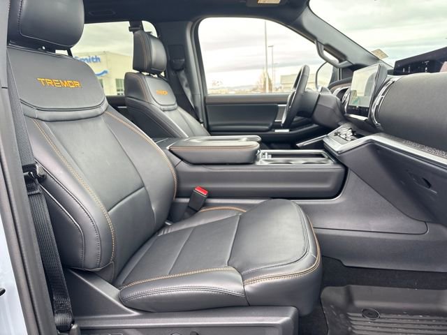 Used 2025 Ford Expedition Tremor image 23