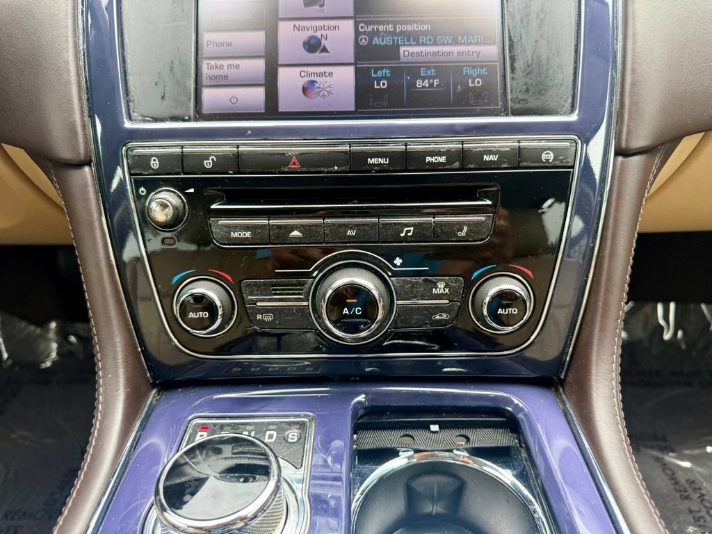 Used 2013 Jaguar XJ L Portfolio AWD/4WD image 19