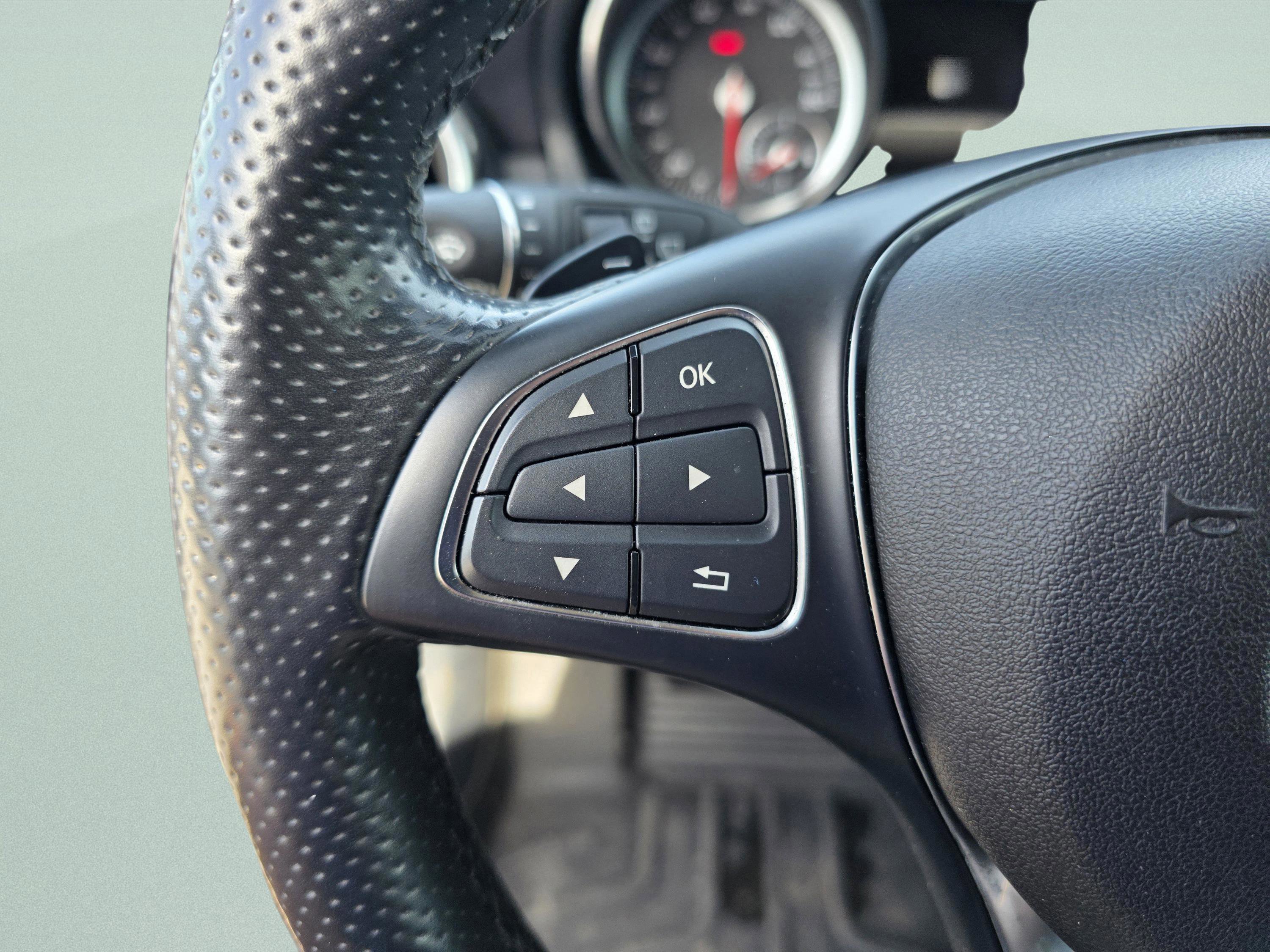 Used 2020 Mercedes-Benz GLA 250 image 33