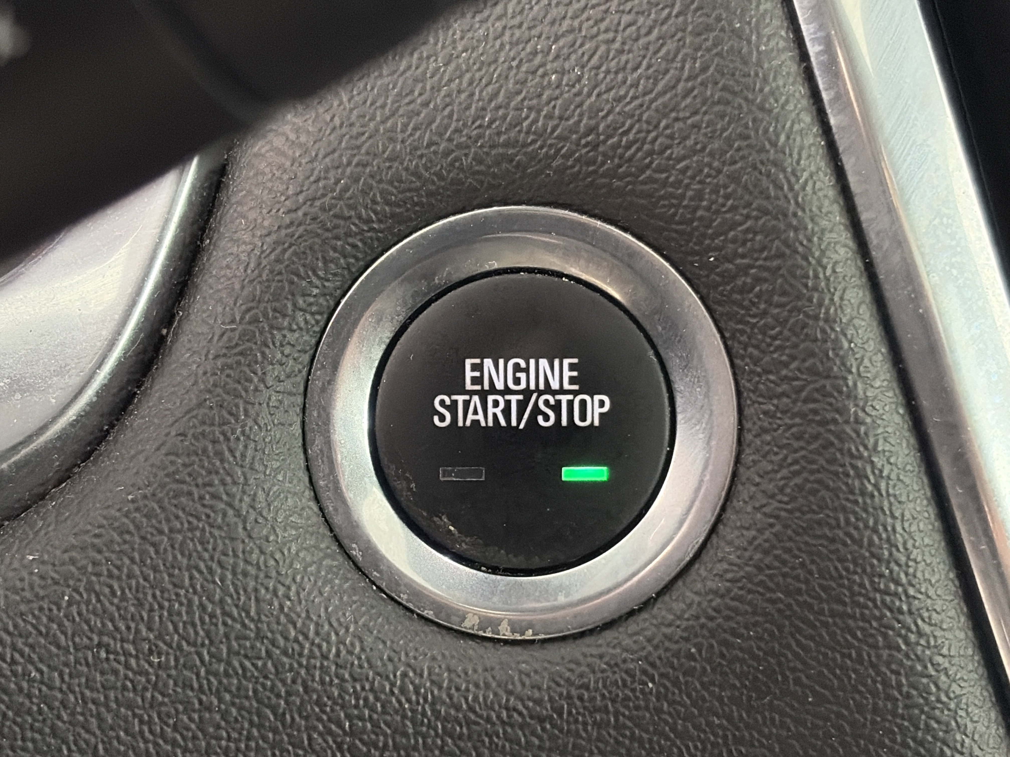 Certified 2023 Chevrolet Traverse RS image 34