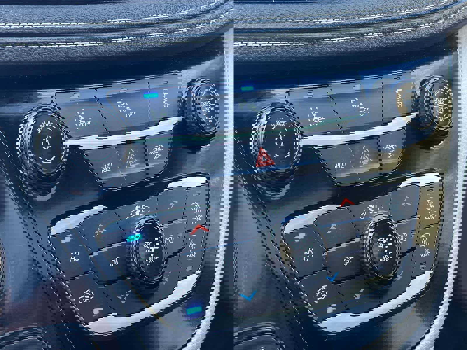 Used 2023 Chrysler Pacifica Limited image 22