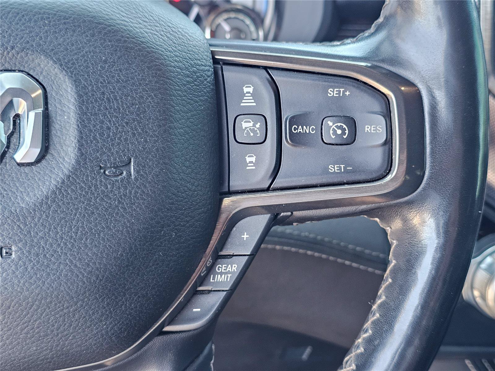 Used 2019 RAM 1500 Limited AWD/4WD image 24