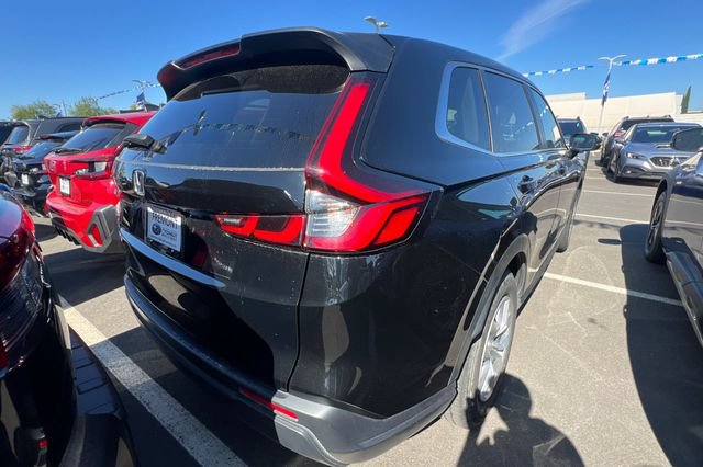 Used 2025 Honda CR-V LX image 7