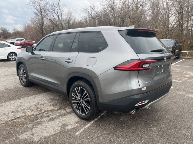 Used 2026 Toyota Grand Highlander AWD Hybrid image 9