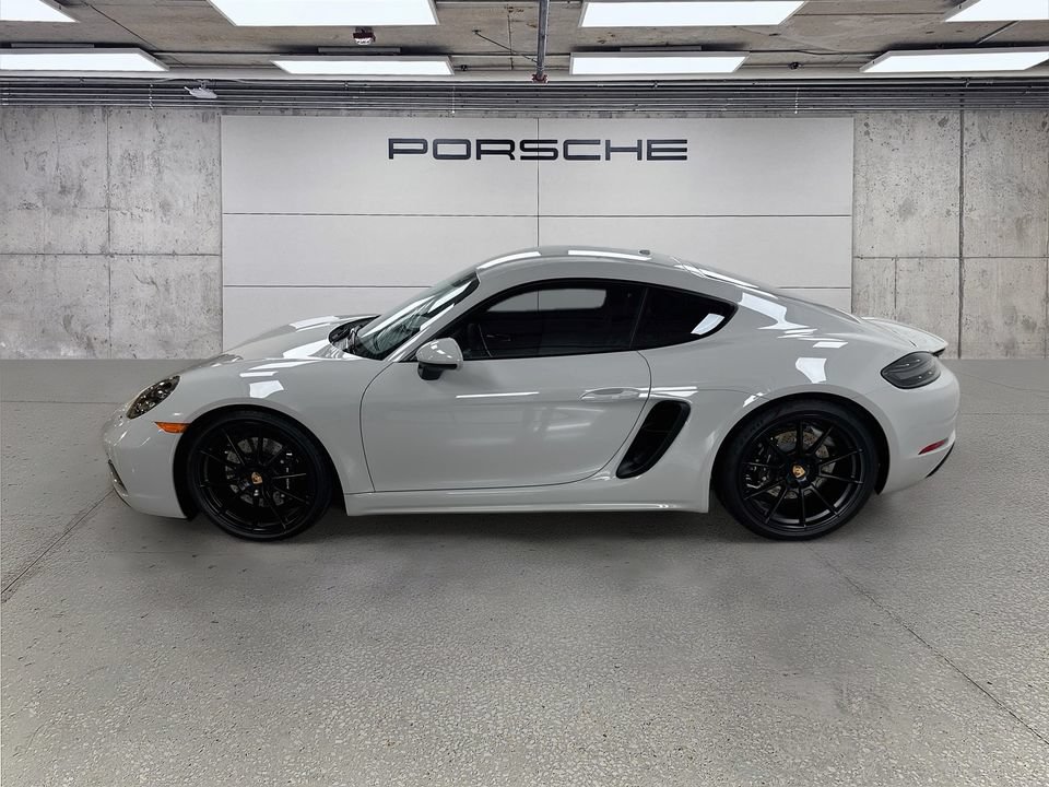 Certified 2025 Porsche 718 Cayman GTS RWD image 2
