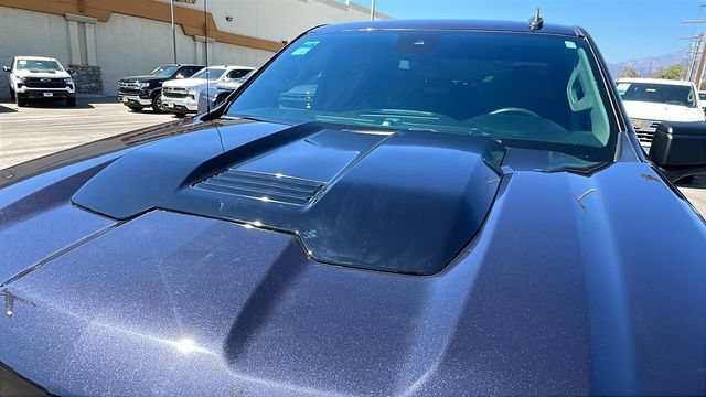 Used 2023 Chevrolet Silverado 1500 Custom Trail Boss w/ LPO, Dark Essentials Package AWD/4WD image 10