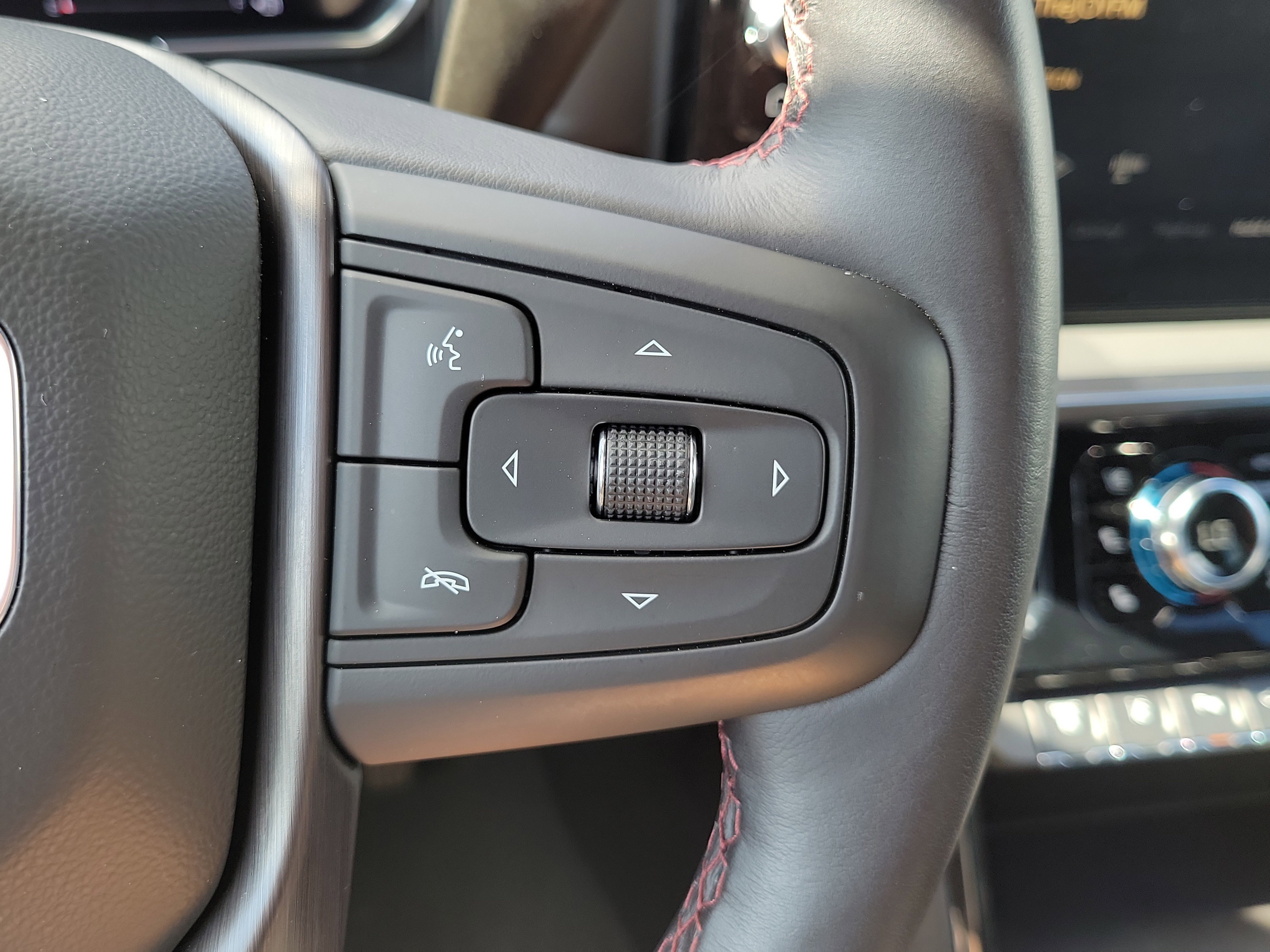 Used 2025 GMC Sierra 2500 AT4X AWD/4WD image 25