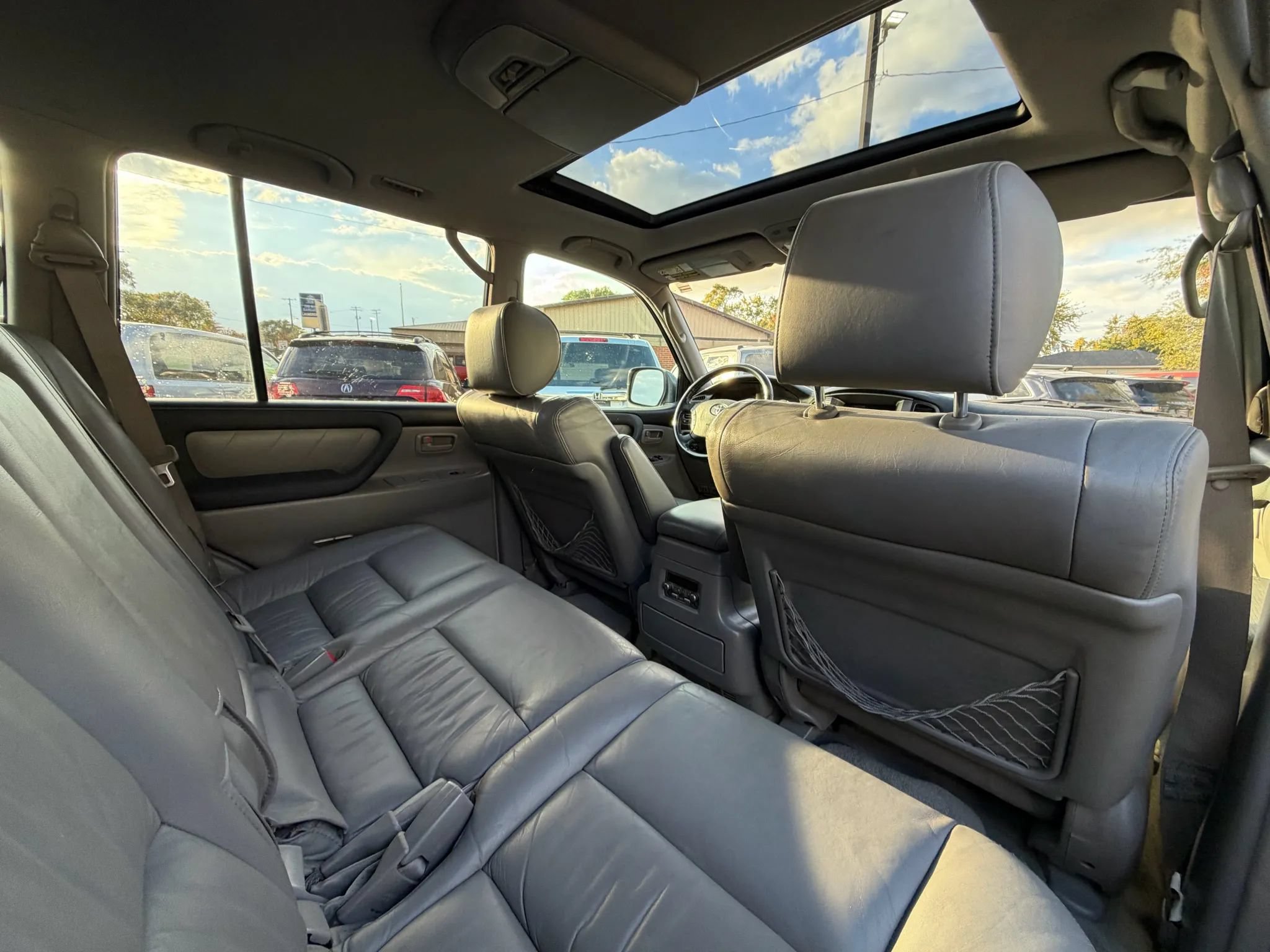 Used 2005 Toyota Land Cruiser AWD/4WD image 21