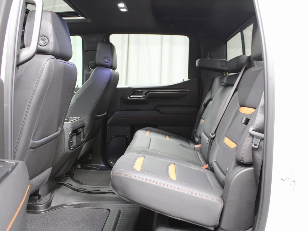 Used 2024 GMC Sierra 1500 AT4 image 10