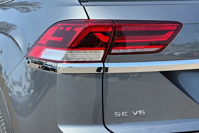 Used 2020 Volkswagen Atlas Cross Sport SE w/ Towing Package image 29