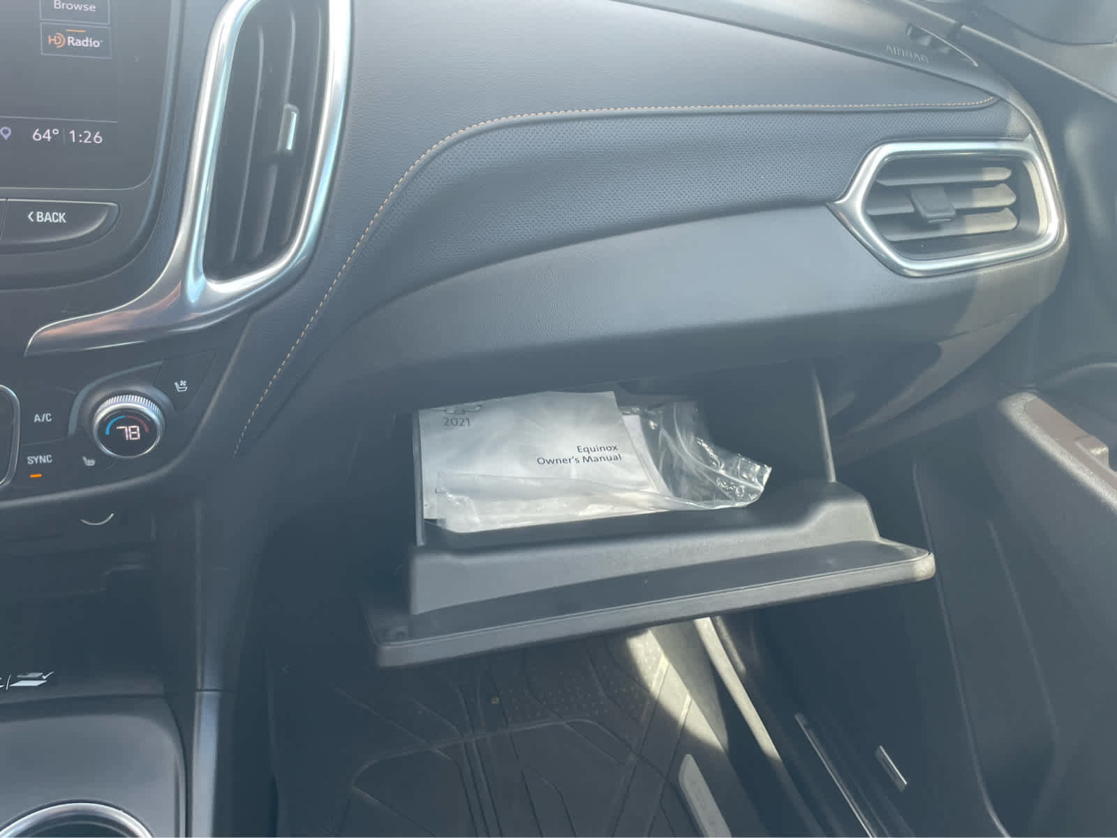 Used 2021 Chevrolet Equinox Premier w/ Premier True North Edition image 28