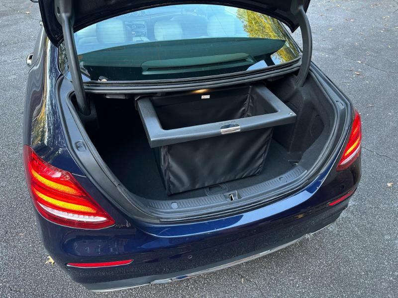 Used 2018 Mercedes-Benz E 300 image 13