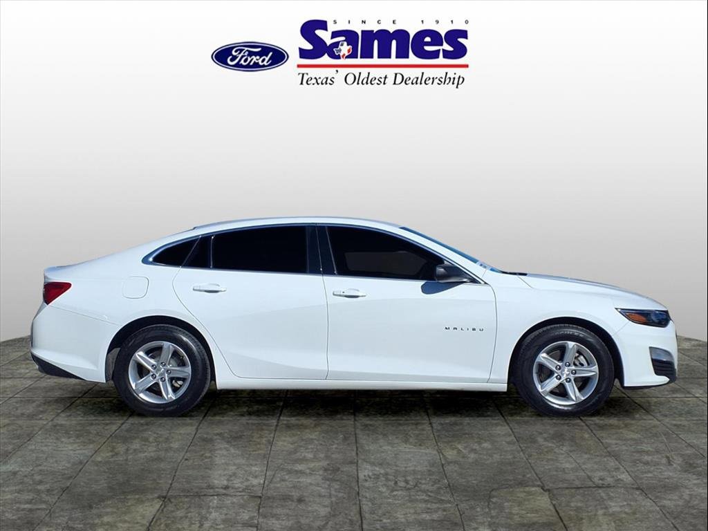 Used 2022 Chevrolet Malibu LS w/ LPO, Convenience Package 2 image 3