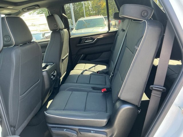 New 2027 GMC Yukon Elevation w/ Elevation Premium Package AWD/4WD image 16